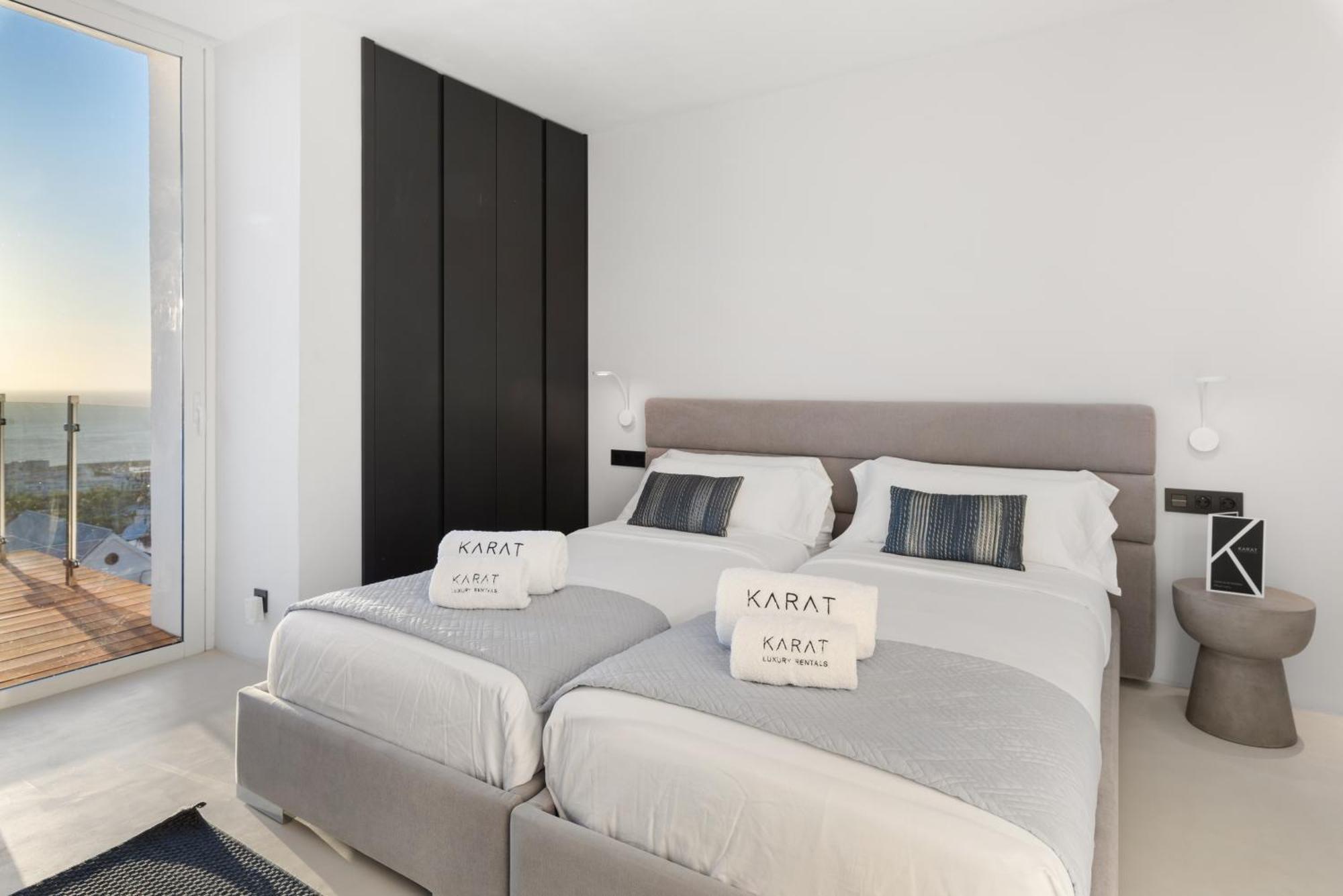 Karat Graphite Villa Costa Adeje (Tenerife)