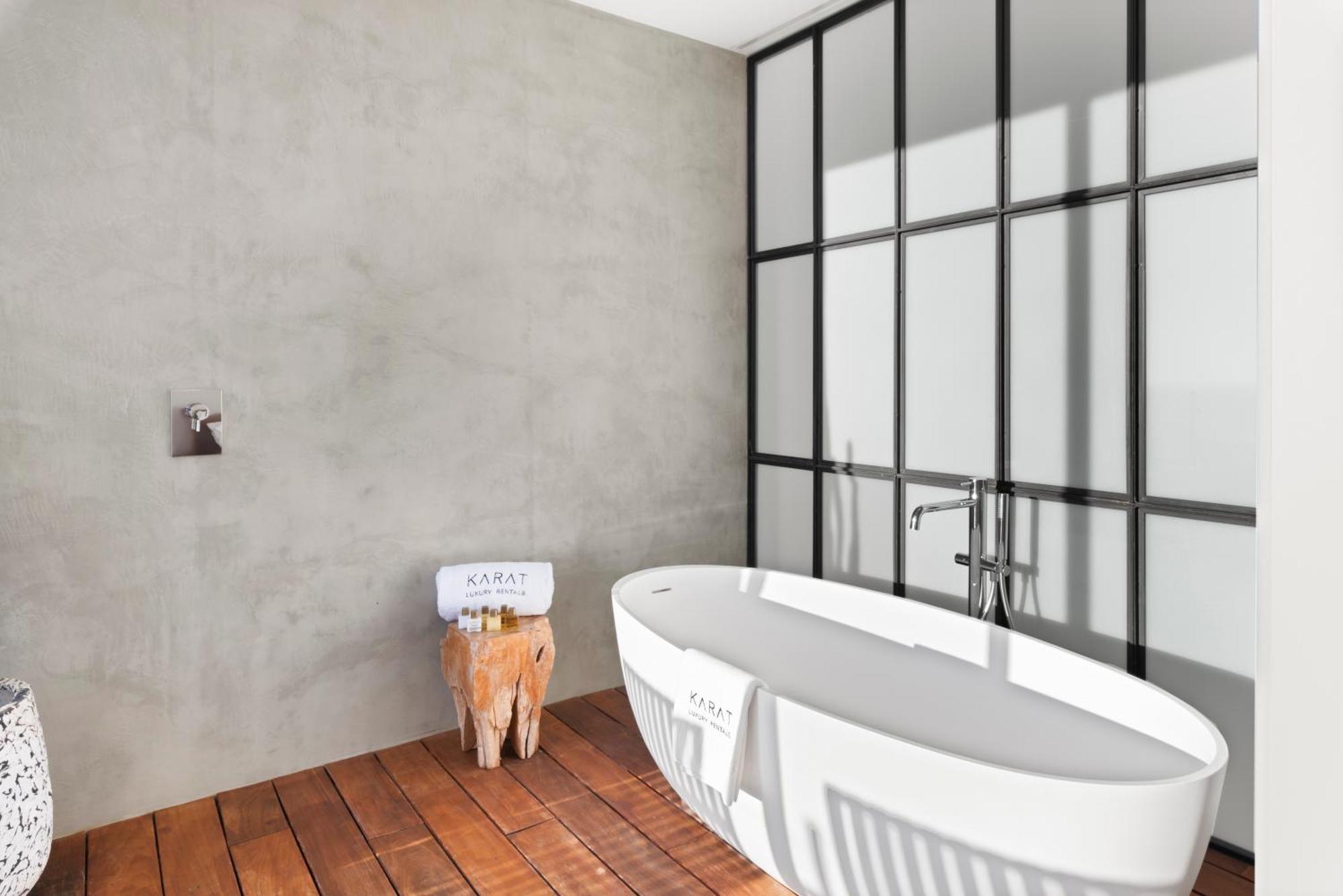Karat Graphite Villa *